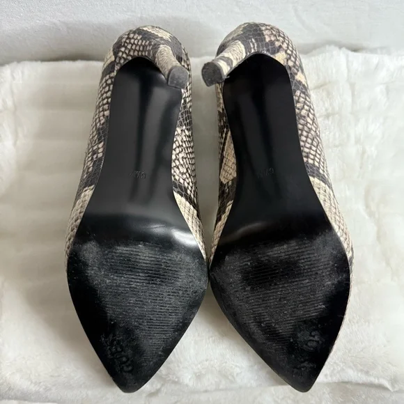 GUESS Snake Print Python Pumps 🐍 - Picture 7 of 10